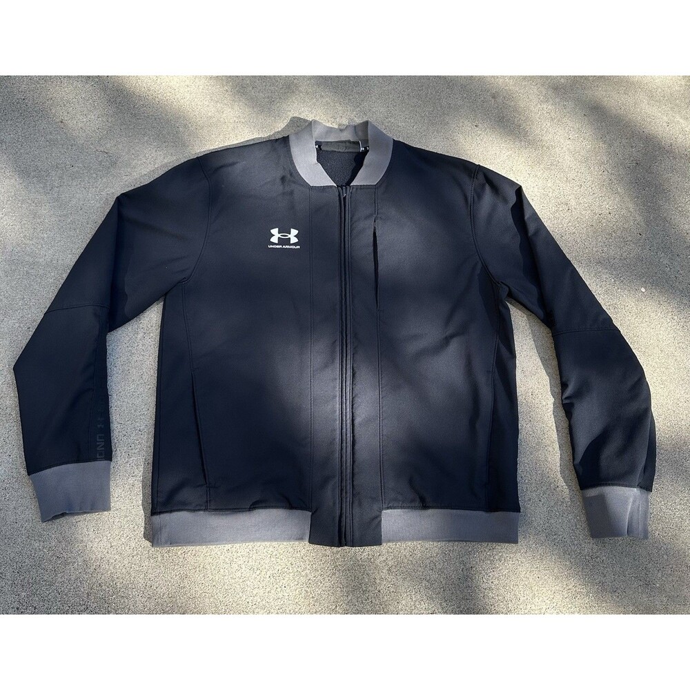 Under Armour Men’s Black Bomber Jacket Loose Full Zip Size L Gorpcore Athletic
